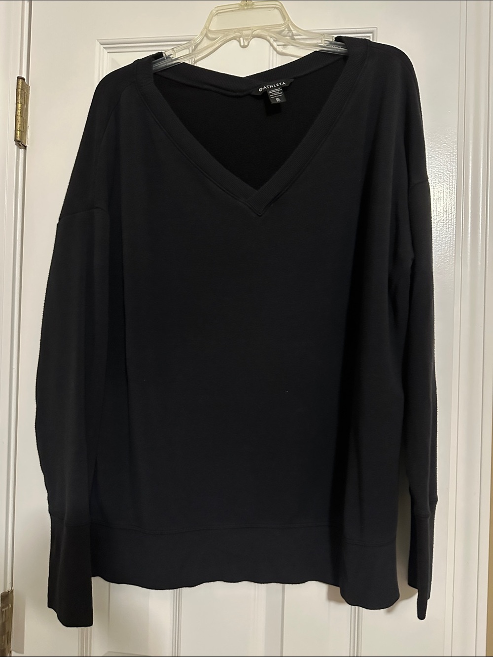Athleta Black V-Neck Relaxed Pullover
